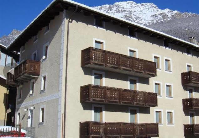 Casa Stefano E Lucia Aparthotel Bormio Bagian luar foto