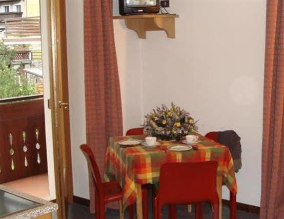 Casa Stefano E Lucia Aparthotel Bormio Bagian luar foto